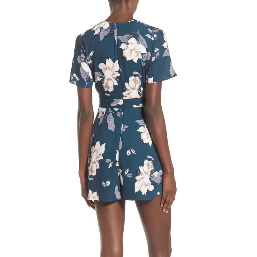 ASTR Floral Print Romper - Picture 4 of 6